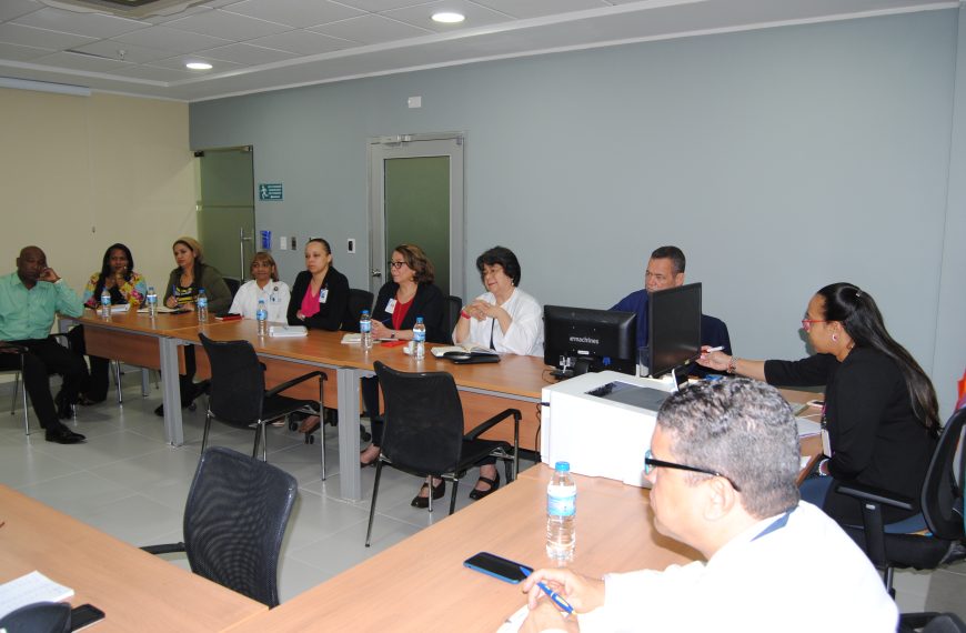 Autoridades HRUJMCB se re&uacute;nen para tratar tema coronavirus (COVID-19)