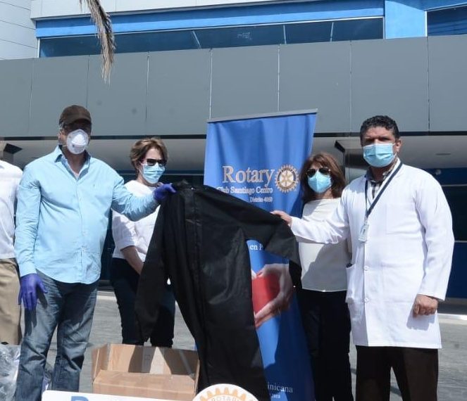 Hospital Cabral y B&aacute;ez recibe Donaci&oacute;n de clubes rotarios