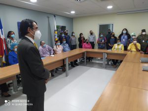 Read more about the article Dr. Bernardo Antonio Hilario Reyes  durante encuentro con el personal administrativo