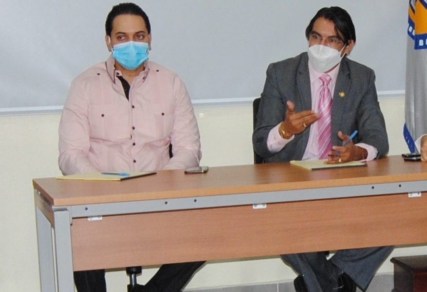 Dr. Bernardo Hilario prosigue reuniones interdepartamentales