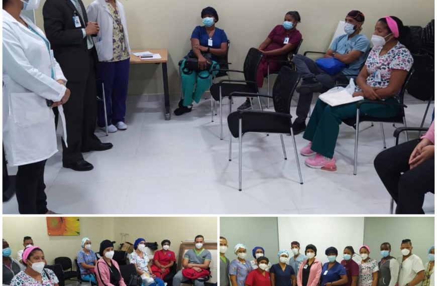 Trece nuevas enfermeras para integrarlas al personal de enfermer&iacute;a en el Cabral y B&aacute;ez.