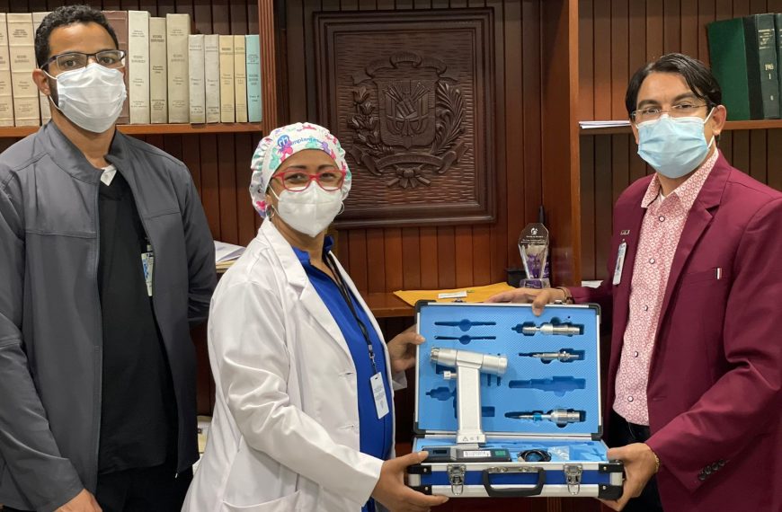 Entregan Craneotomo al departamento de Neurocirug&iacute;a