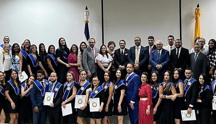 Hospital Regional Universitario Jos&eacute; Mar&iacute;a Cabral y B&aacute;ez realiz&oacute; su graduaci&oacute;n de especialistas correspondiente al a&ntilde;o 2022.