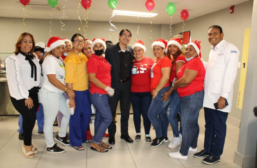 Cabral y B&aacute;ez realiza un almuerzo de Navidad