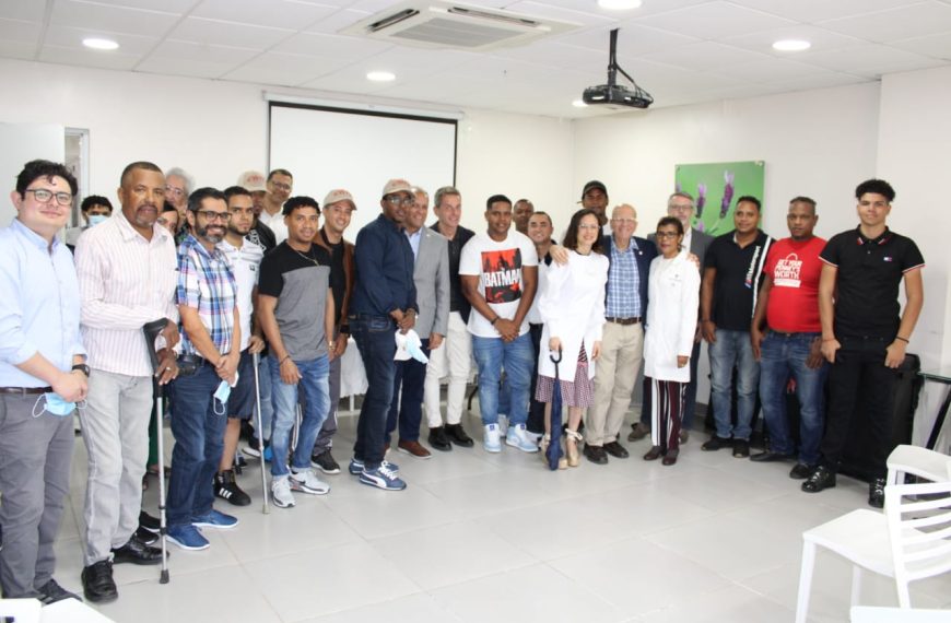 Representantes de la Federaci&oacute;n Mundial de Hemofilia (FMH), sostuvieron un encuentro con pacientes hemof&iacute;lico