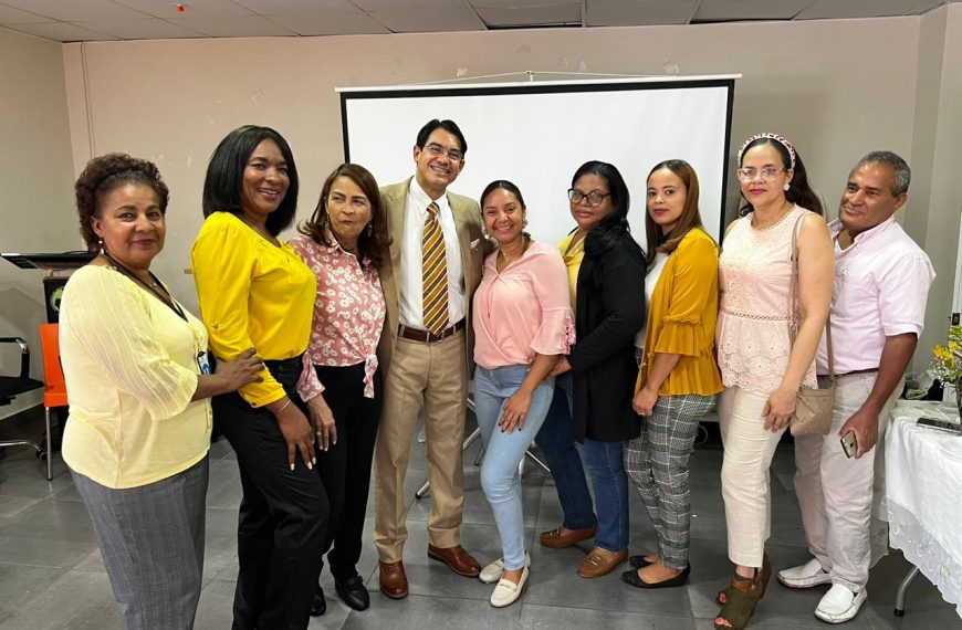 Bioanalistas de nuestro hospital celebran su d&iacute;a con un almuerzo