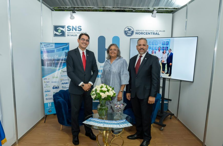 Hospital Cabral y B&aacute;ez Llega a la Comunidad a trav&eacute;s de Expo Amaprosan 2024
