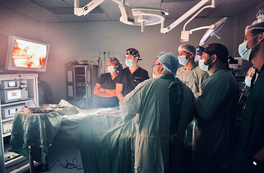 Cirug&iacute;a de Hernia Inguinal por Laparoscopia con Transmisi&oacute;n en Vivo: Un Avance en la Formaci&oacute;n Quir&uacute;rgica en la Regi&oacute;n Norte
