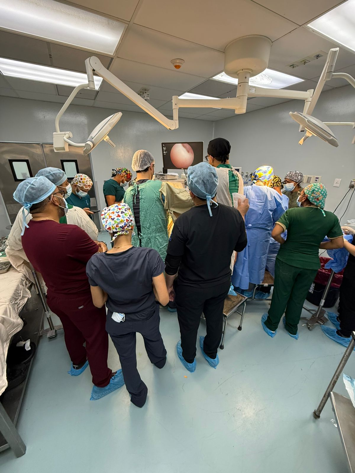 Read more about the article Destacado urólogo del Moscoso Puello lidera jornada de uretroplastías complejas en el Hospital Cabral y Báez