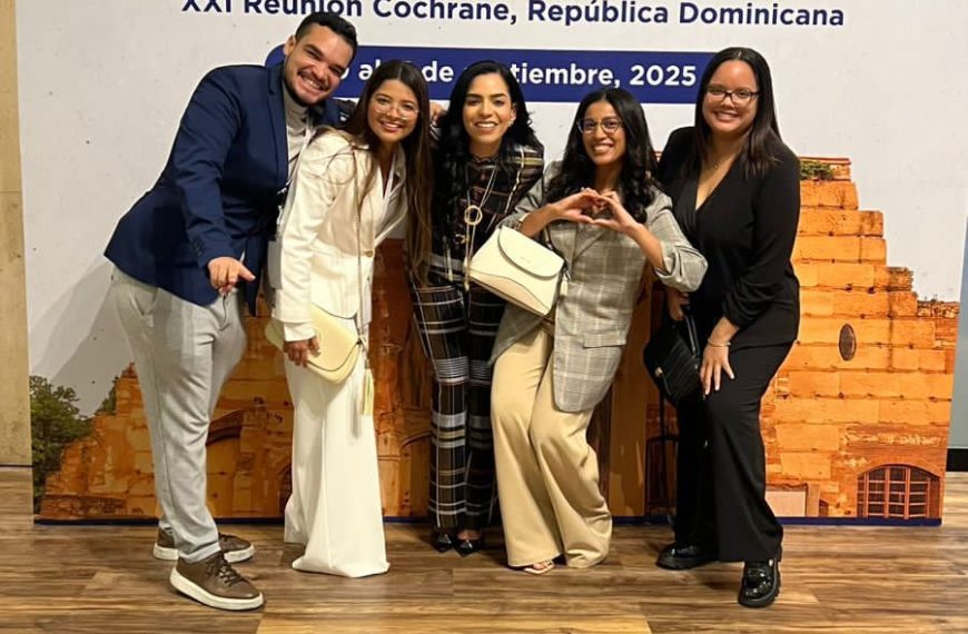 El Departamento de Neurolog&iacute;a del Hospital Cabral y B&aacute;ez, espec&iacute;ficamente su Subdivisi&oacute;n de Neurolog&iacute;a Vascular y colaboradores, ha sido galardonado con un reconocimiento por su destacada contribuci&oacute;n cient&iacute;fica en el Congreso de Pol&iacute;ticas P&uacute;blicas Basadas en Evidencias, celebrado en el marco de la XXI Reuni&oacute;n Cochrane en la Rep&uacute;blica Dominicana del 9 al 11 de septiembre de 2025.