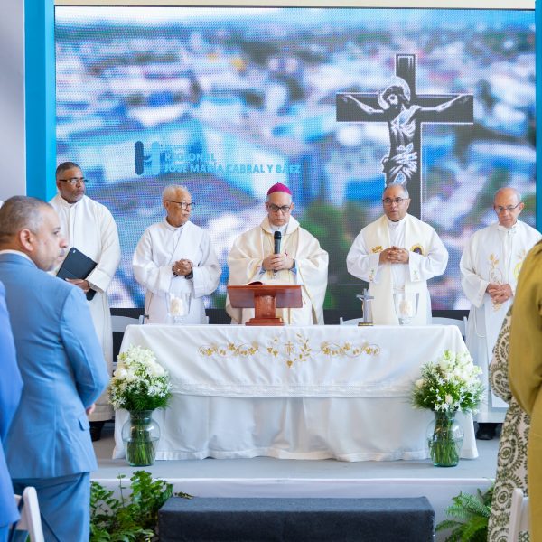 Hospital Cabral y B&aacute;ez celebra Misa de Acci&oacute;n de gracias por su 80 aniversario
